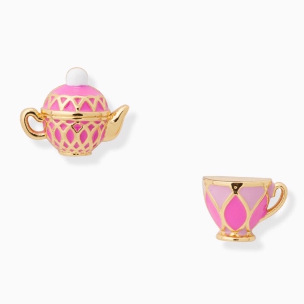 New💕Kate spade Tea cup studs